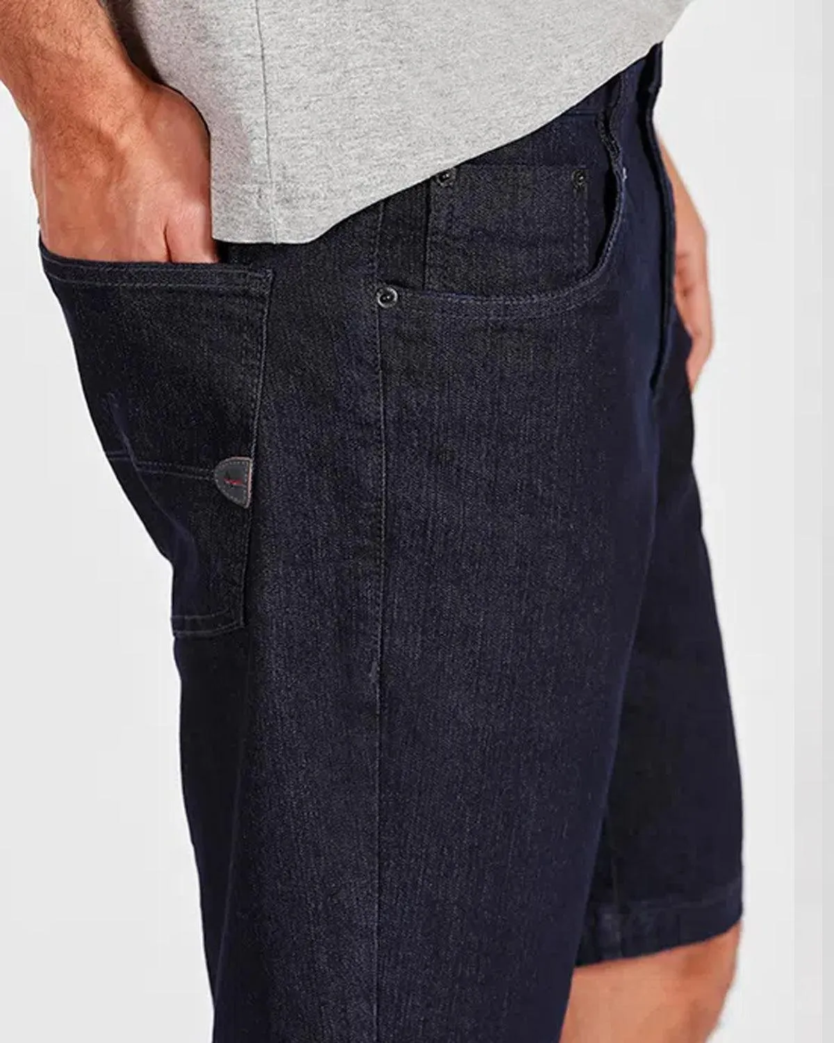 Bermuda Jeans Básica 5 Pockets Amaciada