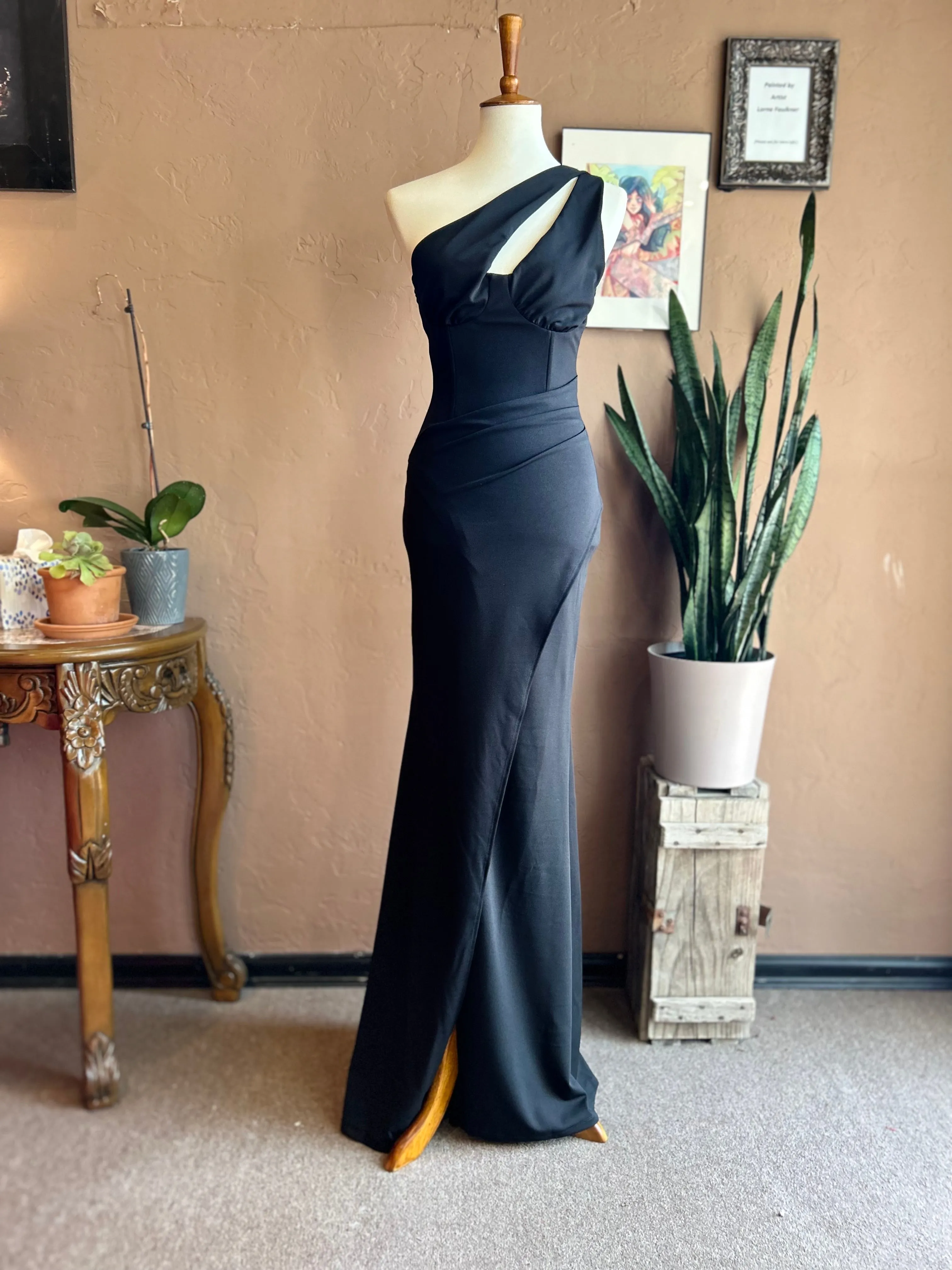 Black One Shoulder Floor Length Evening Gown