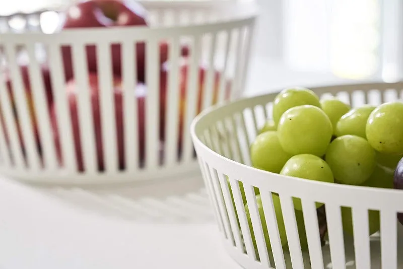 Cesta para fruta o pan en color blanco.